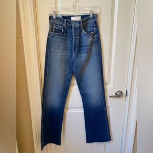 MOTHER size 27 boot cut jeans with ripped pocket detailing.